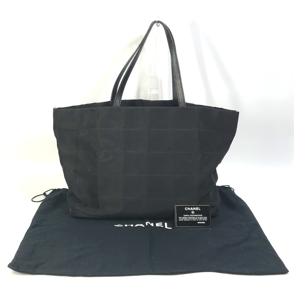 CHANEL Bag - Picture 16 of 16